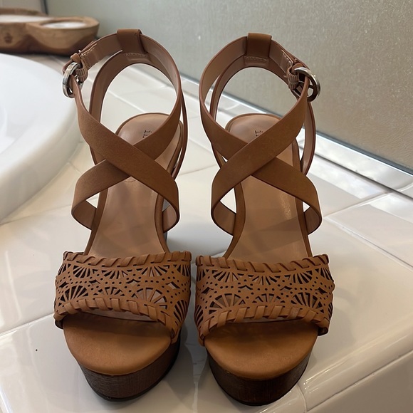 Wedge heels - Picture 2 of 4